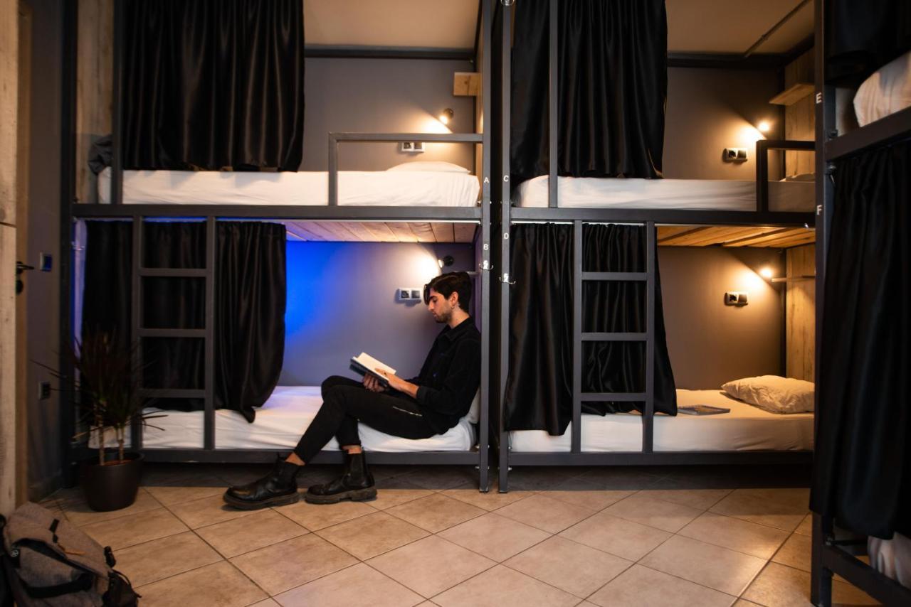 Bedway Athens Hostel Buitenkant foto