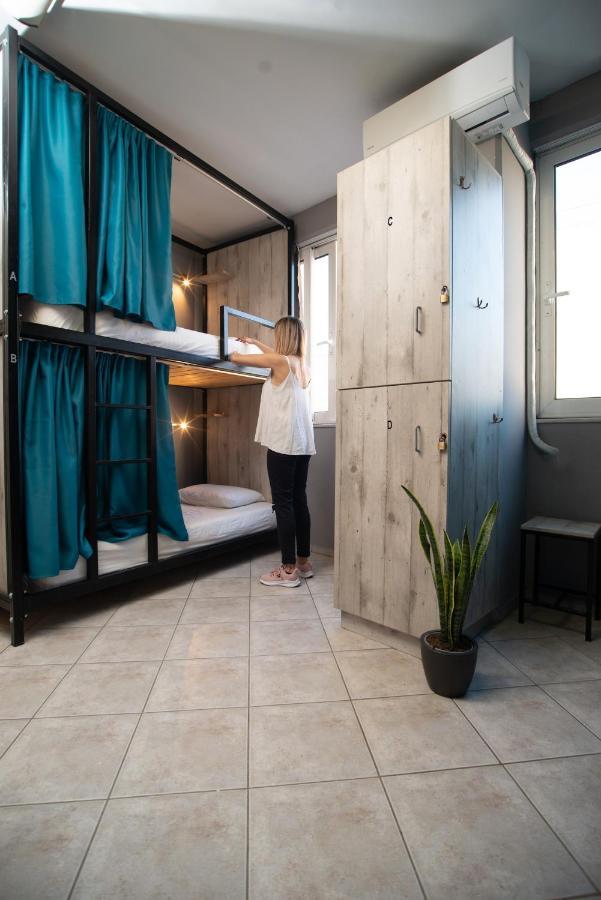 Bedway Athens Hostel Buitenkant foto